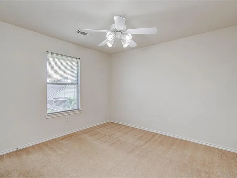 12026 Parkers Hideaway Dr — Photo 33
