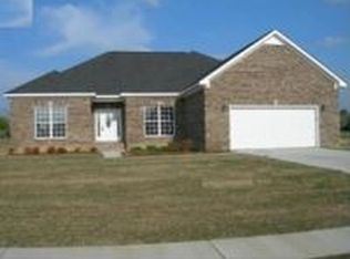 1002 Emeralde Way NE, Hartselle, AL 35640