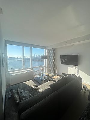 1st image of 1 N 4th Pl APT 22F