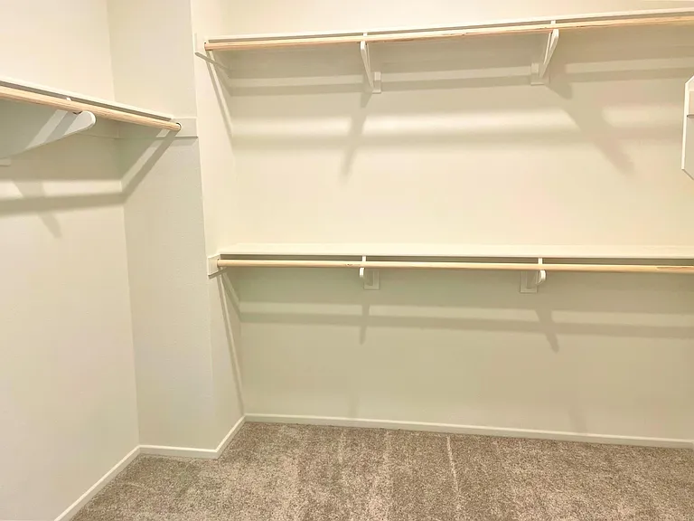 822 Brookdale Dr — Photo 18