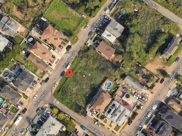 3 Mapleton Ave, Staten Island, NY 10306