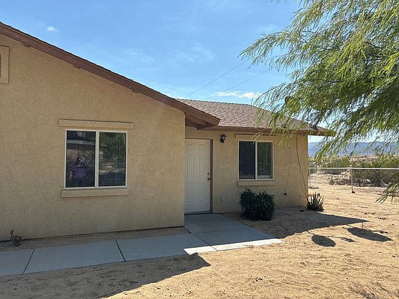 3rd image of 73871 Southslope Dr #73871