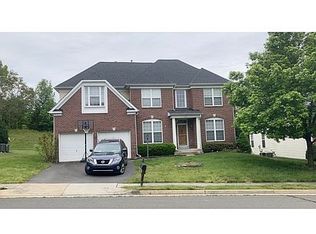 818 Larch Valley Ct, Leesburg, VA 20176
