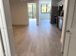 20 NE 19th Ave #302, Pompano Beach, FL 33060
