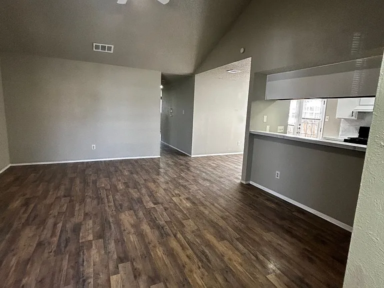 6603 Deatonhill Dr — Photo 8