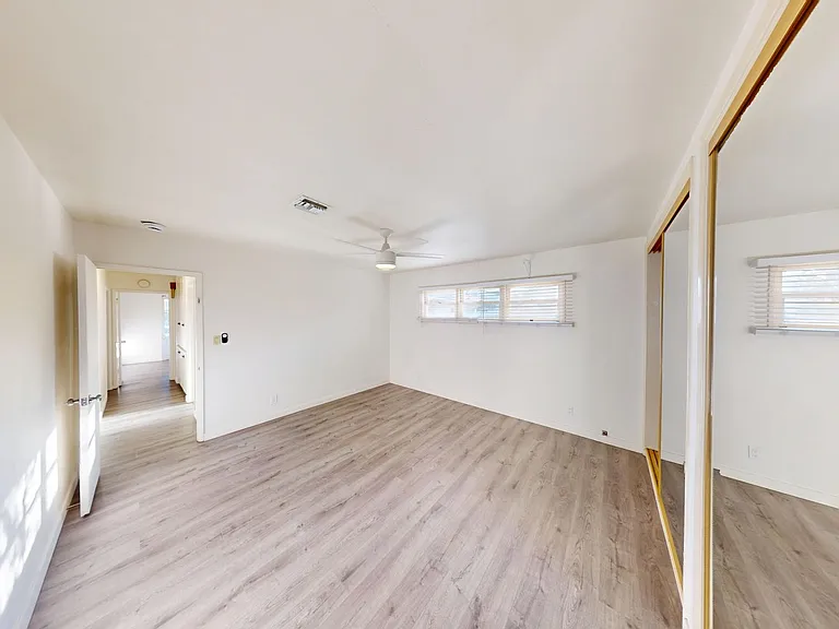 5704 Dorothy Dr — Photo 7
