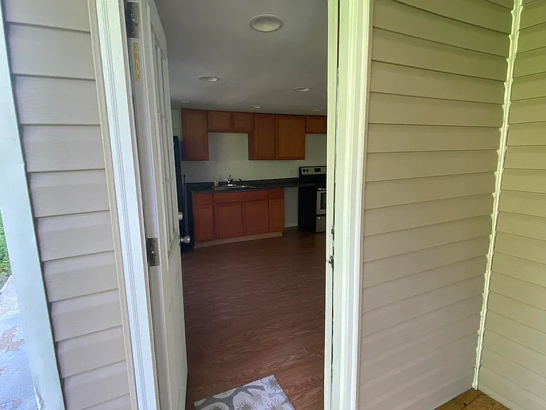 61 Pointview Rd #2 — Photo 23