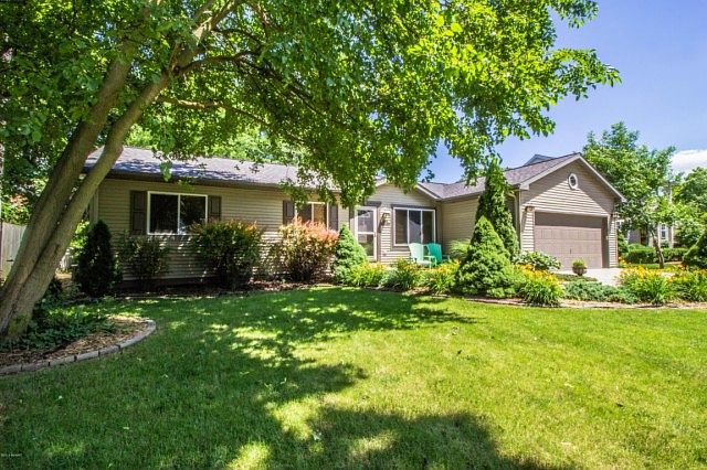 2nd image of 254 Kingswood Dr SE