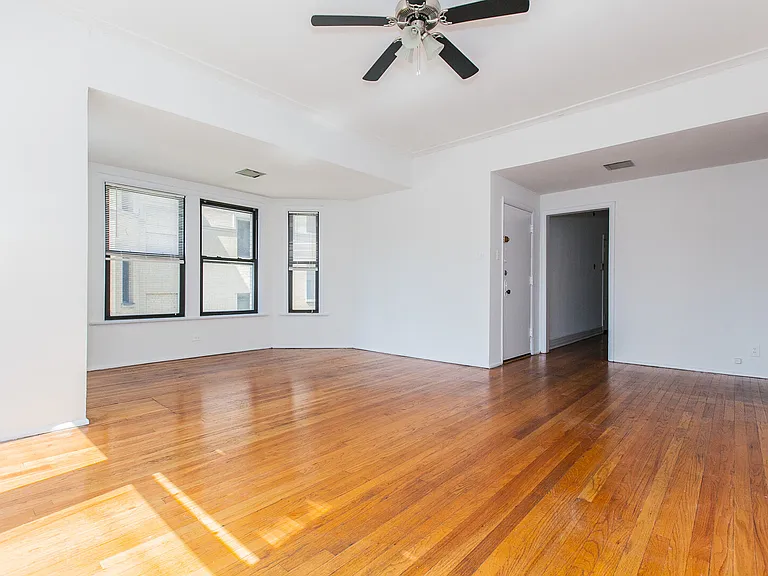 522 W Diversey Pkwy #3S — Photo 4