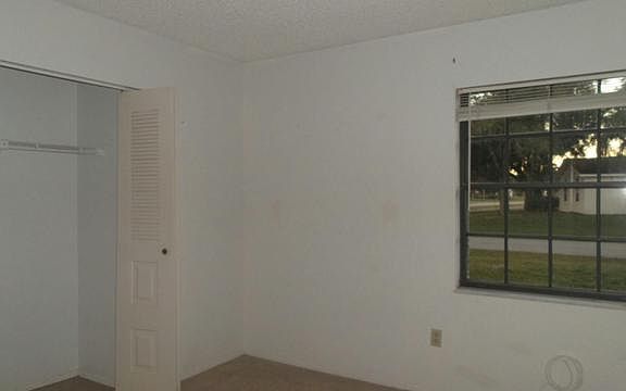 5th image of 4000 Suburban Ln