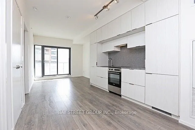 159 Dundas St E #1003 — Photo 2