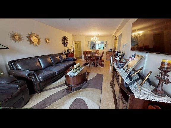 2nd image of 56 Elmwood Park Dr #46