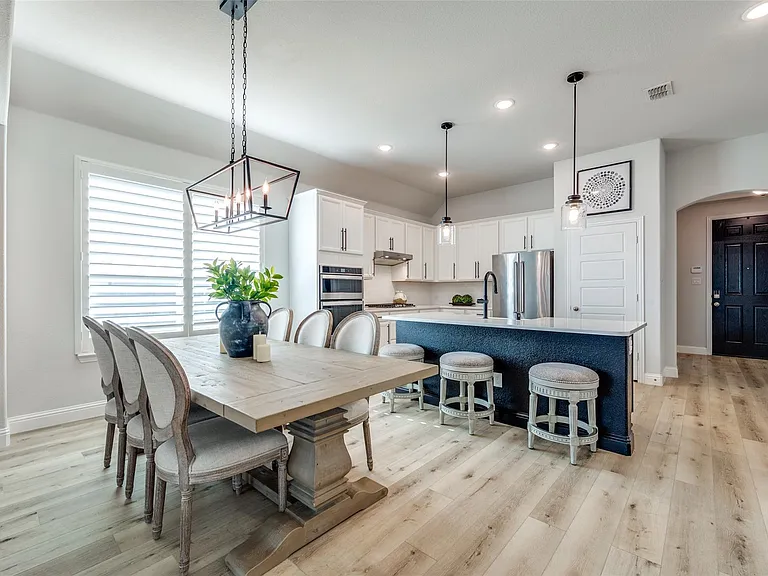 230 Fox Crossing Ln — Photo 7