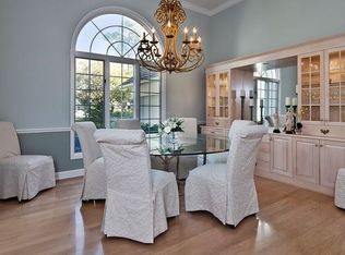 704 Turkey Oak Ln, Naples, FL 34108