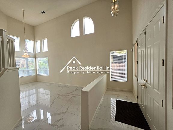 3rd image of 3333 E Island Ct