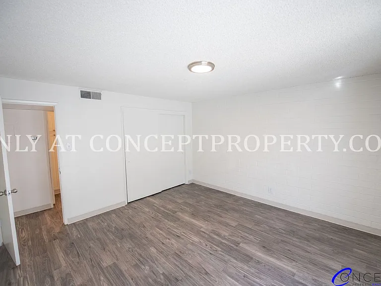 1155 E 200 S — Photo 42