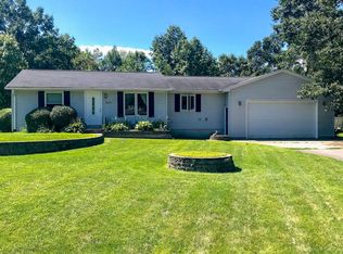 10177 Sharon Dr, Greenville, MI 48838