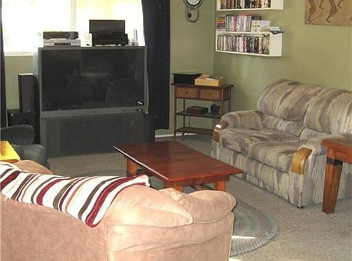 4th image of 1707 Brookmede Dr