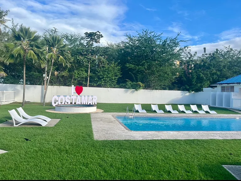 Pool 1