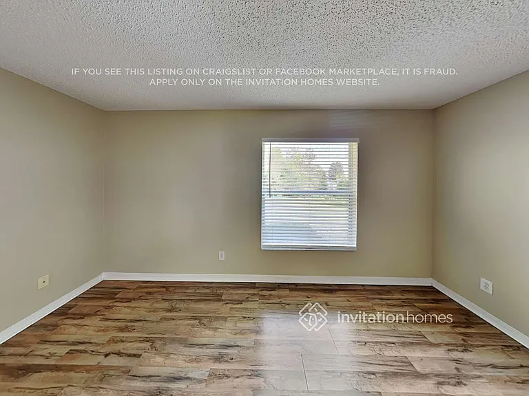 1633 Laramie Cir — Photo 9