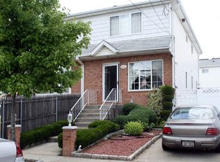 466 Ridgewood Ave, Staten Island, NY