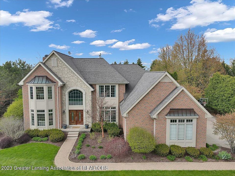 1st image of 2056 N Timberview Dr