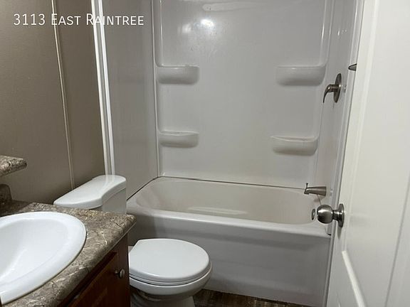 5th image of 3113 E Raintree Dr