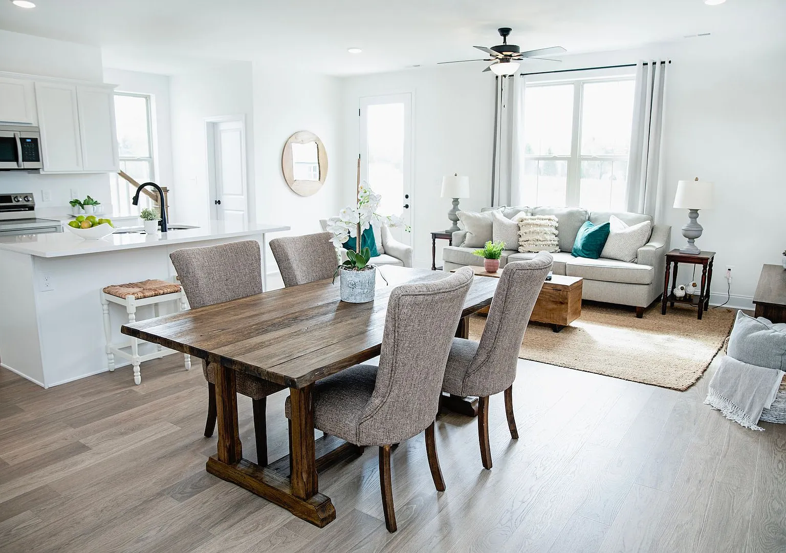 Beautiful 3bd townhome — Photo 2