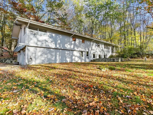 80 Gilbert Highway, Fairfield, CT 06824