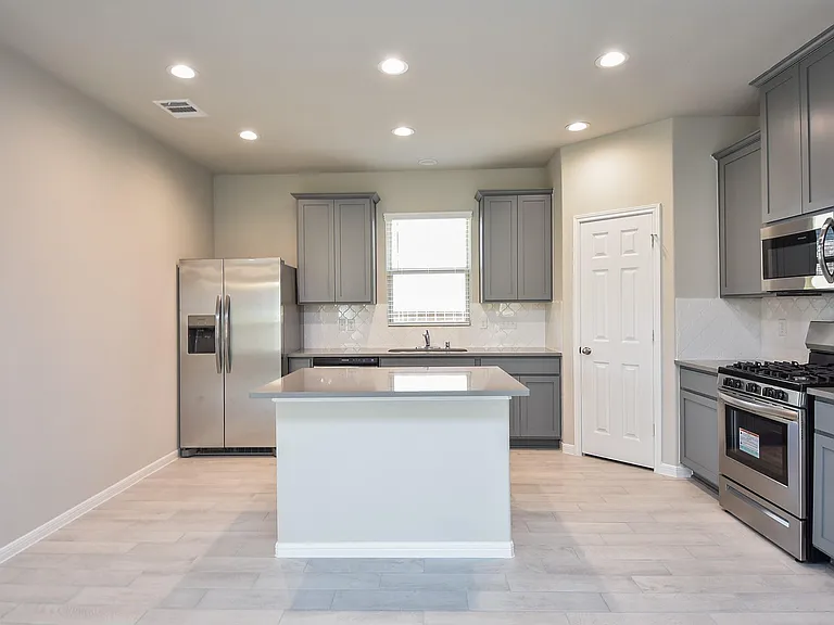 1428 Sundown Glen Ln — Photo 11