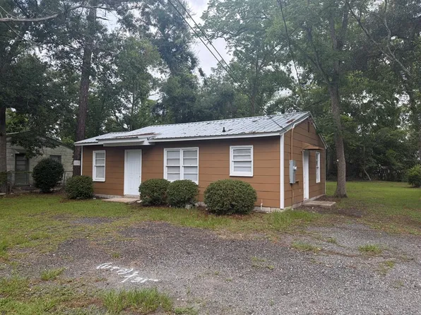 816 E Brookwood Pl, Valdosta, GA 31601