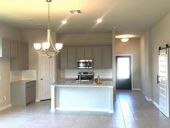5th image of 906 Gambel Dr #906