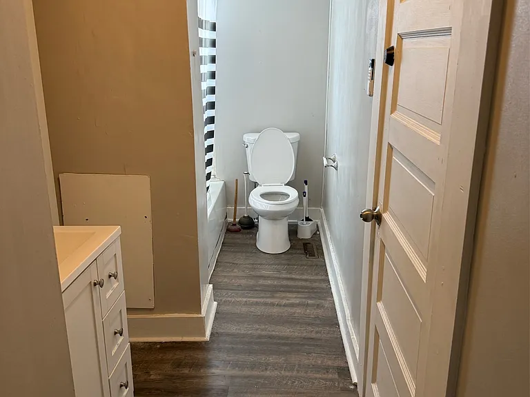 457 Sherman St — Photo 6
