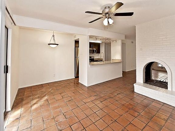 4th image of 5909 Birchbrook Dr #215