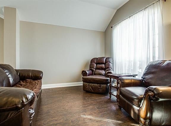 5th image of 3600 Saint Johns Dr
