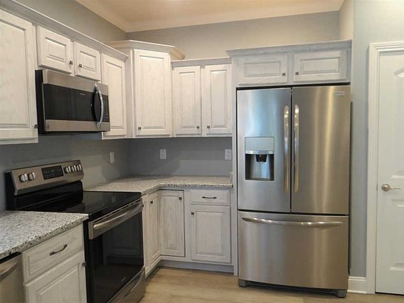 4th image of 112 Arbor View Dr