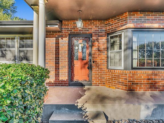 4th image of 6031 NW Glenwood Dr