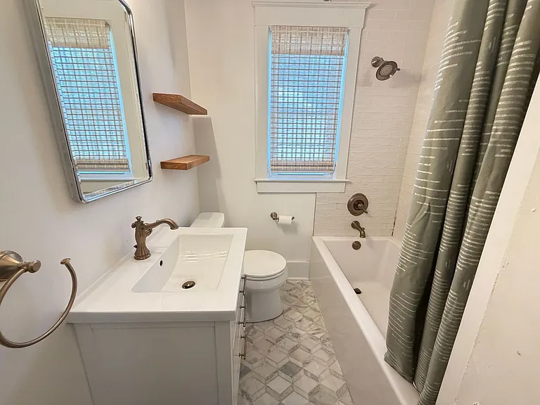 1739 Speed Ave — Photo 13