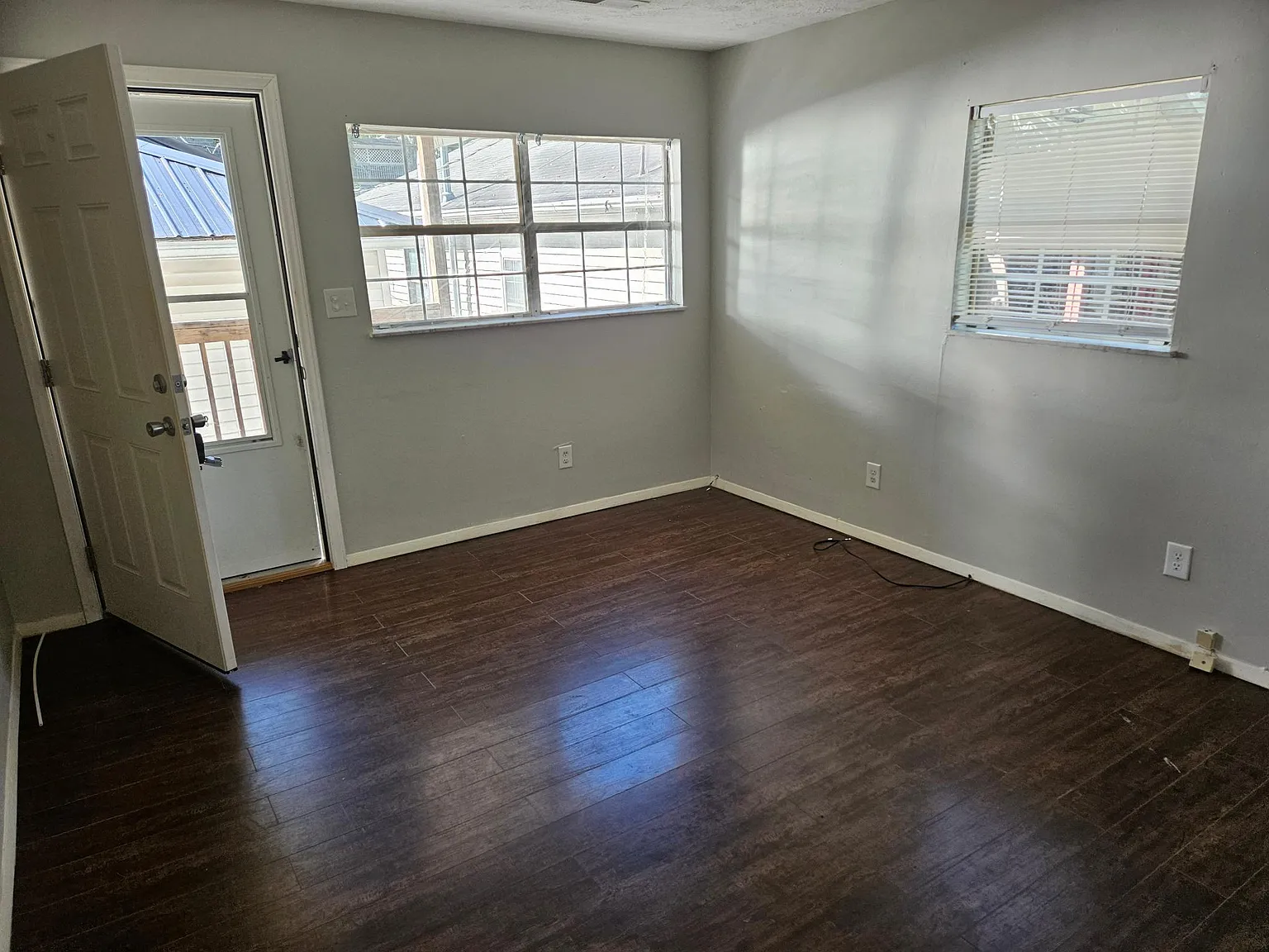2 bed, 700 sqft, $695 — Photo 4