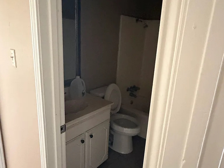 5056 Oak Hill Dr — Photo 12