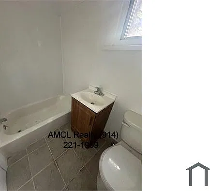 165 Linden St — Photo 4