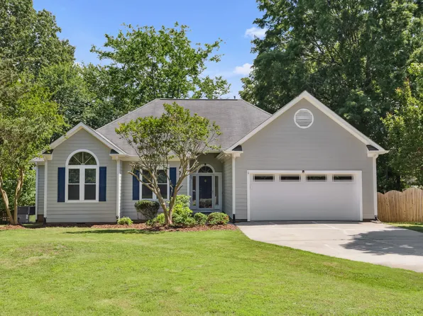 6 Danesfield Ct, Durham, NC 27707
