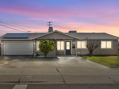 620 N Ham Ln, Lodi, CA, 95242