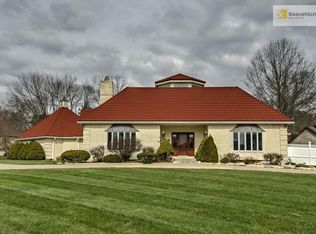 5300 W 98th Ter, Overland Park, KS 66207