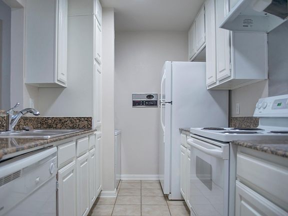 3rd image of 4554 Glenwick Ln APT 1206