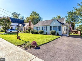 6926 Westlawn Dr, Falls Church, VA 22042