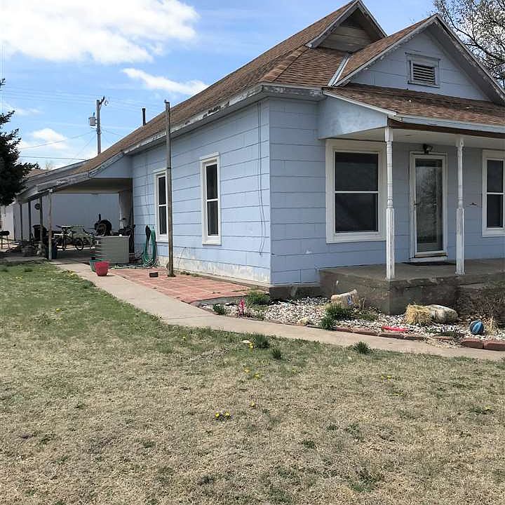2nd image of 310 E 12th St