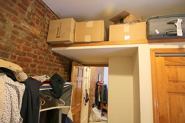 Rented by JK Dansar Corp | media 7