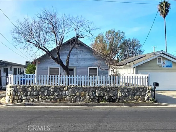 10655 Woodward Ave, Sunland, CA 91040