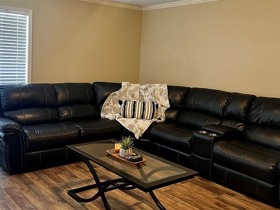 3rd image of 28 Willow Way